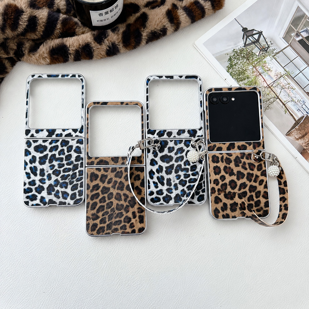 Women'S Accessories For Suit - ヒョウ柄折りたたみフリップ電話ケース Motorola Razr 60 50 Ultra